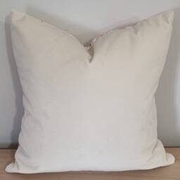 Designers Guild Plum Blossom Peony & Omega Velvet Cushion Cover 45x45 cm - thumbnail 3