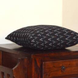Ikkat Cotton Cushion Cover/Sham 18 - thumbnail 3