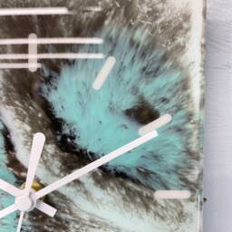 Modern Abstract Resin Wall Clock, Contemporary Colourful - thumbnail 2