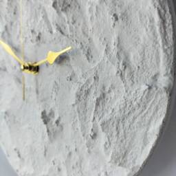 "White Textured Concrete Wall Clock With Gold Hands - " - thumbnail 3