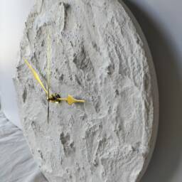 "White Textured Concrete Wall Clock With Gold Hands - " - thumbnail 2