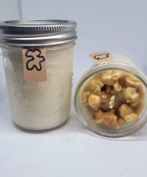 Carmel Popcorn - 8Oz Soy Candle With Gemstone Charm Surprise Hidden Inside