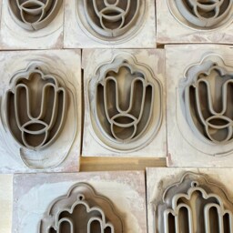 Ceramic Hamsa Wall Art - 3D Printed Clay - Housewarming Gift From Israel, Mediterranean Spiritual Home D??cor, Emerald Green Glaze - thumbnail 4