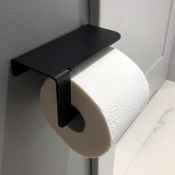 Modern Farmhouse Black Toilet Paper Holder, Minimalist Bathroom Accessories Set Diara - thumbnail 4