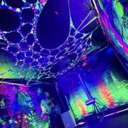 Uv Reactive Decor Bundle Pack, Geometric Stretchy Ceiling & Wall Canopy, Trippy Tapestry, Party Decor, Neon Party Gift For Dj - thumbnail 3