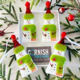 Fused Glass Snowman With Poppy Flower in Hand Christmas Decoration - Glass Cornwall , Cornish - thumbnail 4