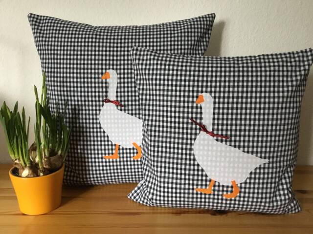 Country Style Pillowcase Cushion Cover Dark Blue/White 40x40cm - image 1