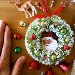 Etsy's Pick-Retro Santa Flocked Bottle Brush Christmas Wreath-Mini Green Wreath with Bulbs-Mini Merry Wreath-Santa Claus Ornaments - thumbnail 3