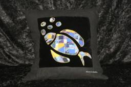 Decorative Pillowcase in Patchwork Style - thumbnail 1