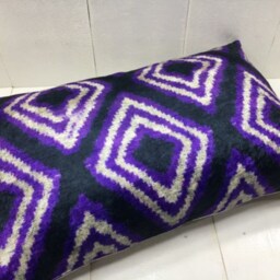 Ikat Velvet Pillow Cover - 16x24, Handwoven Silk Cushion, Modern Home Decor - thumbnail 4