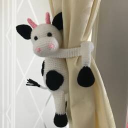 Cow Curtain Tie Back - Single Crochet Cow Holder Amigurumi Baby Shower Gift Nursery Decoration - thumbnail 3