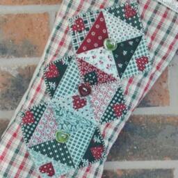 Handcrafted Quilted Christmas Stockings Burlap Hearts, Vintage Theme - Set Of 2 - thumbnail 3