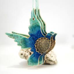 Handmade Ceramic Flying Bird Wall Hanging Decor - Set Of 3 - thumbnail 3