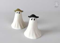 Spooky Ghost Sculpture Ceramic Pirate With Hat