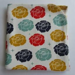 Roses Organic Swaddle Blanket & Newborn Hat Set. Leggings. Take Home Photo Prop. Baby Shower Gift - thumbnail 3