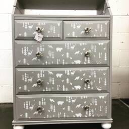 Beautiful Bespoke Nursery Baby Changing Unit Chest Of Drawers Woodland Fox - thumbnail 1