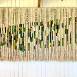 "Wall Hanging - Contemporary Macrame Home Decor Textileart Tapestry ""Telar En Verde" - thumbnail 2