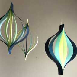 Mid Century Christmas Decorations, Northern Lights, Blue Green Yellow, Spinning, Large - thumbnail 1
