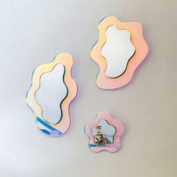 Wiggle Reflector Set - Of 3 Mirrors Wavy Acrylic Mirror Wiggly Amorphic Retro Object - thumbnail 3