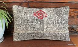 Vintage Kilim Pillow Cover - Handwoven Wool With Brocade Motif - thumbnail 1