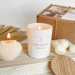 Vanilla Soy Candle Gift Set, Seashell Pillar, Wax Melts, Wooden Wick UK - thumbnail 2