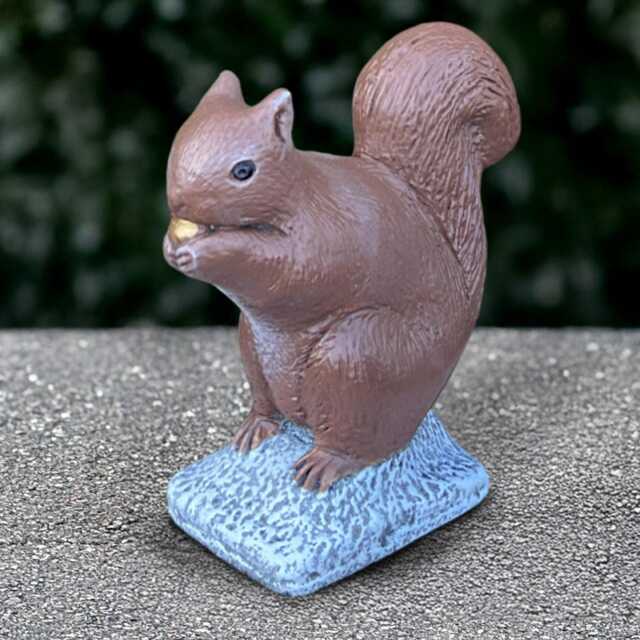 Concrete Squirrel Statue Stone With Nut Sculpture Cement Animal Ornament Christmas Gift Handmade Decor Yard Art - image 1