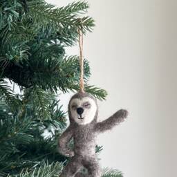 Felt Yoga Sloth Christmas Ornament, Needle Felted Biodegradable Ornaments, Tree Hanging Decoration, Fair Trade Ornament - thumbnail 2