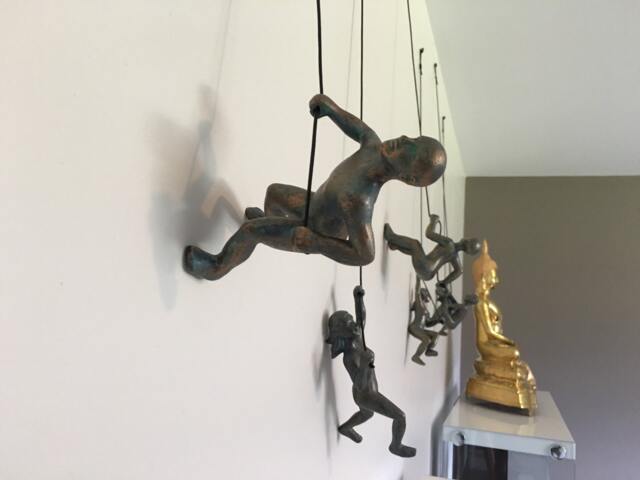 6 Piece Climbing Sculpture Wall Art Gift For Home Decor Interior Design Rock Man Contemporary Artwork Bronze Antique - image 1