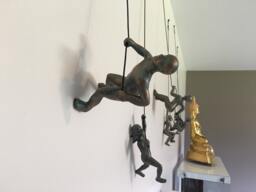 6 Piece Climbing Sculpture Wall Art Gift For Home Decor Interior Design Rock Man Contemporary Artwork Bronze Antique - thumbnail 1