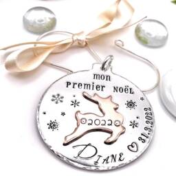 Personalized Christmas Tree Decoration, Family Ornament, Custom Reindeer Decoration - thumbnail 3