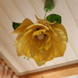 Yellow Gardenia Chandelier Lamp With 2 Green Leaves, Made Of Steel Wire & Fabric - thumbnail 3