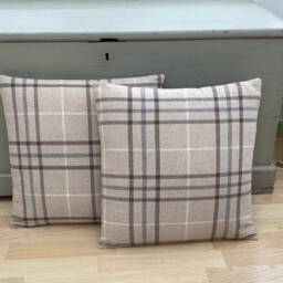 Handmade Tartan Plaid Wool Cushion Cover Country Home Decor - thumbnail 3