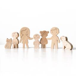 Wooden Family Figurines - Custom Portrait With Pets Personalized Anniversary Gift For Mom, Dad, Grandparents, Or Friends - thumbnail 1