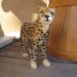 Sanaa The Cheetah, Needle Felted Animal Art Sculpture - thumbnail 2