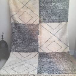 Beni Ourain Rug - Moroccan Handwoven Vintage Rug, Pure Wool, Ivory With Black Marks/210 X 310 cm 6.88 10.17 Ft /Code411 - thumbnail 4