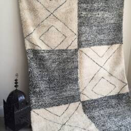 Beni Ourain Rug - Moroccan Handwoven Vintage Rug, Pure Wool, Ivory With Black Marks/210 X 310 cm 6.88 10.17 Ft /Code411 - thumbnail 3