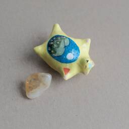 The Carefree Bear With Citrine Pocket Stone - thumbnail 4