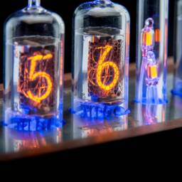 Nixie Tubes Clock Z573 White in Wooden Case [Rgb, Usb, Musical] For Boyfriend, Husband, Vintage, Glowing Clock, Gift, Steampunk - thumbnail 4