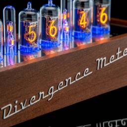Nixie Tubes Clock Z573 White in Wooden Case [Rgb, Usb, Musical] For Boyfriend, Husband, Vintage, Glowing Clock, Gift, Steampunk - thumbnail 2
