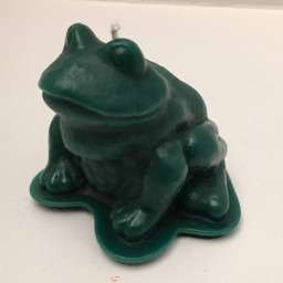 Frog Beeswax Candle - thumbnail 3
