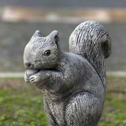 Stone Squirrel Statue Concrete Garden Figurine Outdoor Woodland Decor Rustic Yard Ornament Cement Animal Sculpture Squirrel Lover Gift - thumbnail 4