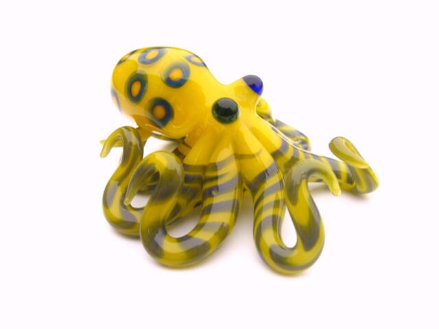 Blue Ringed Octopus Glass Pendant - image 1