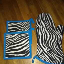 Zebra Print, Oven Mitt & Pot Holders, Contrast Bright Blue - thumbnail 4