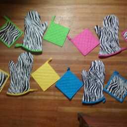 Zebra Print, Oven Mitt & Pot Holders, Contrast Bright Blue - thumbnail 3