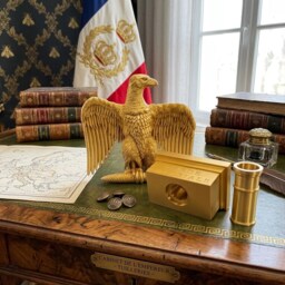 French Imperial Eagle Sculpture - Life Size Napoleonic War Army Figure & Symbol Historical Souvenir Napoleon Eagle Napoleonic - thumbnail 2
