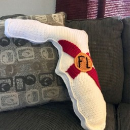 Florida State Flag Pillow Crochet Pattern - thumbnail 2