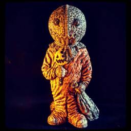 Sam Figurine - thumbnail 2