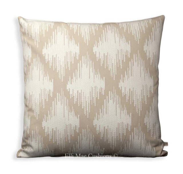 Clarke & Laguna Designer Geometric Beige White Cushion Pillow Cover - image 1