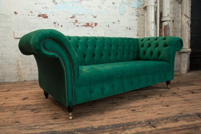 British Handmade 3 Seater Emerald Green Velvet Fabric Chesterfield Sofa - image 1
