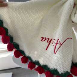 Personalized Crochet Rose Bouquet Blanket , Custom Embroidered Blanket, Mother's Day Gift - thumbnail 2